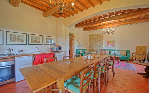 Il Frantoio: Propiedad, Habitación, Edificio, Mueble, Bienes Raíces, Techo, Casa, Mesa, Suelo, Diseño De Interiores