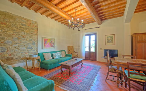 Il Frantoio: Habitación, Propiedad, Mueble, Edificio, Diseño De Interiores, Casa, Bienes Raíces, Sala, Techo, Mesa