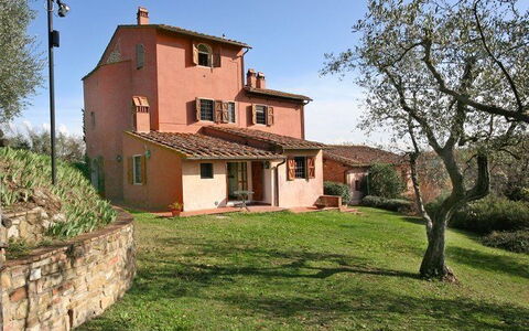 La Selva: Propiedad, Casa, Casa, Edificio, Bienes Raíces, Inmuebles, Barrio Residencial, Casa De Campo, Cabaña, Villa