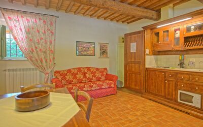 San Donato 1: Habitación, Propiedad, Mueble, Edificio, Casa, Diseño De Interiores, Suelo, Bienes Raíces, Sala, Techo