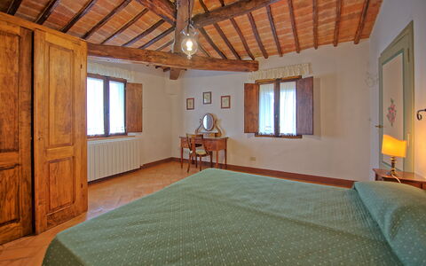 San Donnino: Habitación, Propiedad, Habitación, Edificio, Mueble, Techo, Cama, Casa, Diseño De Interiores, Bienes Raíces