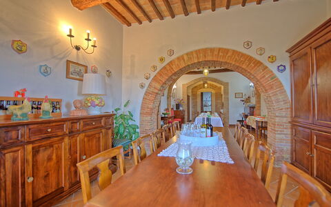 San Donnino: Propiedad, Edificio, Habitación, Bienes Raíces, Diseño De Interiores, Arquitectura, Arco, Inmuebles, Techo, Salón