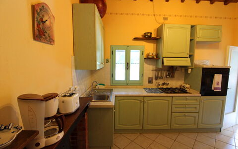 Pagliazzone: Habitación, Propiedad, Mueble, Diseño De Interiores, Edificio, Casa, Baño, Suelo, Arquitectura, Lavabo