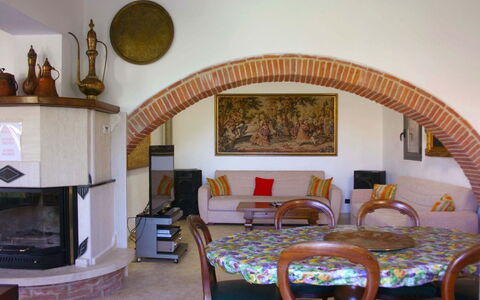 Casa Felice: Habitación, Propiedad, Edificio, Diseño De Interiores, Mueble, Sala, Casa, Arco, Bienes Raíces, Arquitectura