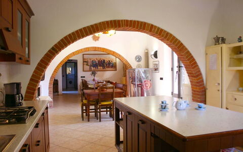 Casa Felice: Propiedad, Arco, Habitación, Edificio, Arquitectura, Diseño De Interiores, Casa, Bienes Raíces, Mueble, Cocina