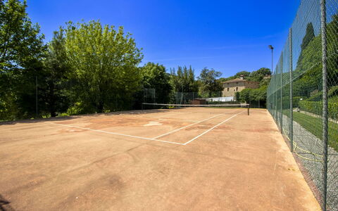 Casale Aiola: Pista De Tenis, Árbol, Tenis, Deporte De Raqueta, Red, Deportes