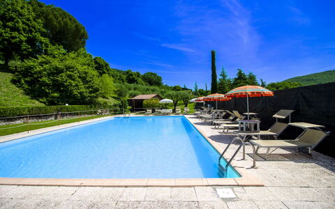 Casale Aiola: Piscina, Eco Hotel, Recurso, Thermae