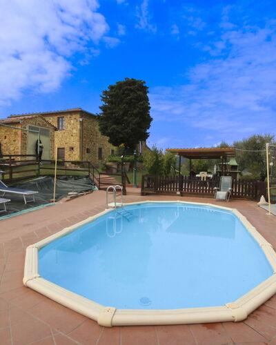 Casa Bella: Piscina, Recurso, Mueble Para Exteriores, Eco Hotel, Hotel, Silla, Villa, Sombra, Hacienda, Paraguas