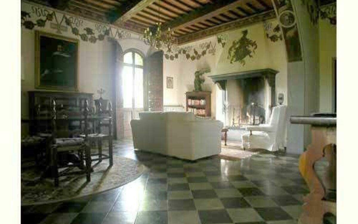 Alojamiento:&nbsp;Torre Del Vescovo