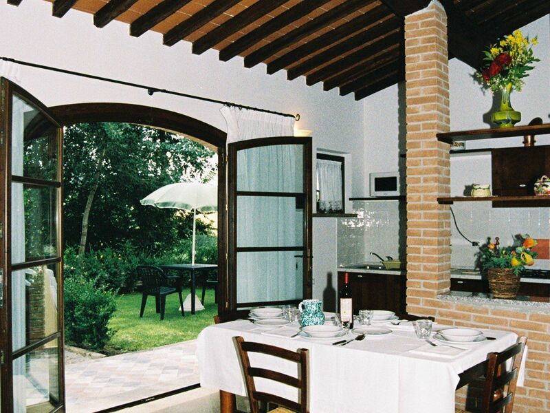 Living room/ kitchen area