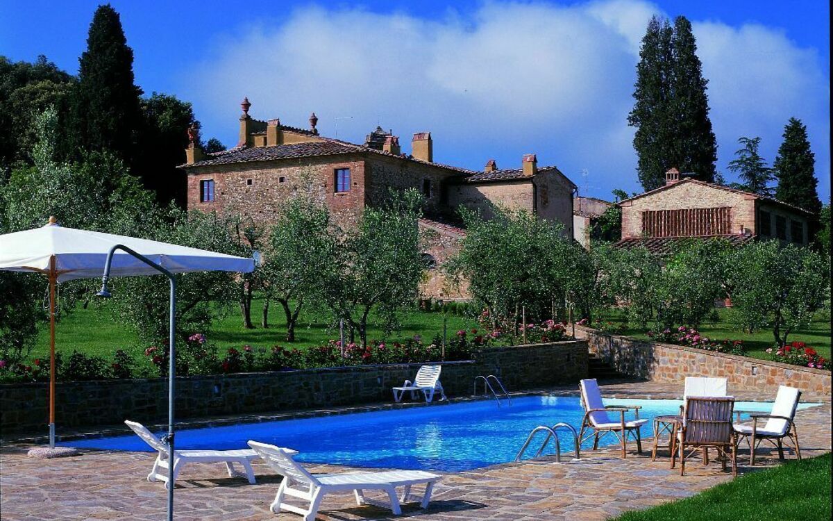 villa castellare de sernigi  pool