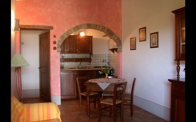 Ponente: Habitación, Propiedad, Edificio, Mueble, Diseño De Interiores, Casa, Suelo, Mesa, Arquitectura, Bienes Raíces