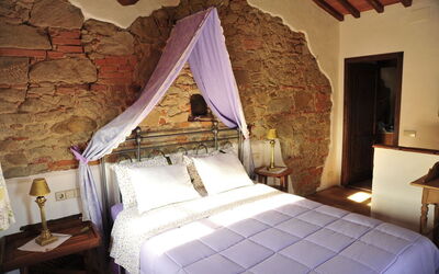Sleeping Room - Bed Size 160 x 200 cm