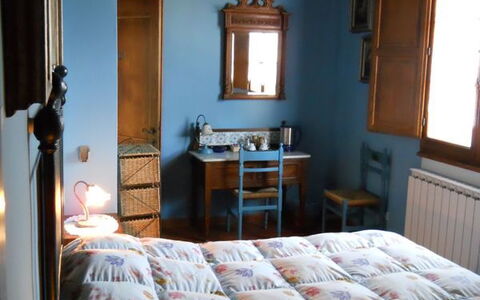 Alojamiento:&nbsp;Bedroom Lucia