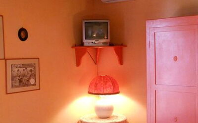 Alojamiento:&nbsp;Bedroom Adele