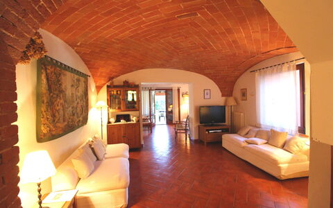 Casa Rosada: Habitación, Propiedad, Edificio, Sala, Mueble, Diseño De Interiores, Techo, Madera Dura, Bienes Raíces, Casa