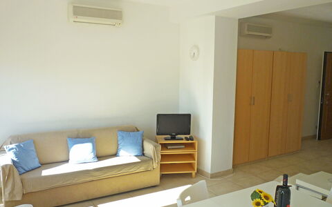 Alojamiento:&nbsp;App.n 2 200.2