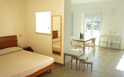 Alojamiento:&nbsp;App.n 2 200.2