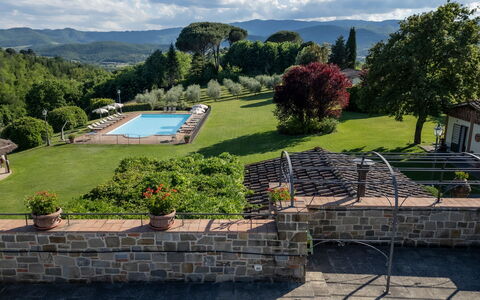 Villa Sant' Angelo: Árbol, Arbusto, Inmuebles, Hill Station, Eco Hotel, Casa De Campo, Paisajismo, Jardín, Plantación, Hacienda