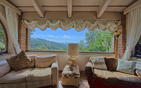 Gellino: Sala, Propiedad, Habitación, Diseño De Interiores, Mueble, Cortina, Pared, Bienes Raíces, Tratamiento De La Ventana, Techo