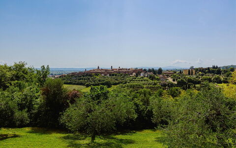 Villa Scianellone: Piscina, Árbol, Paisaje, Barrio Residencial, Vista Panorámica, Recurso, Fotografía Aérea, Inmuebles, Paisajismo, Diseño
