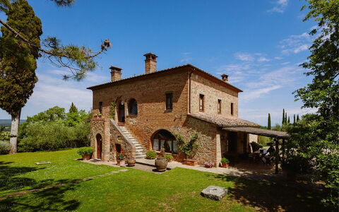 Villa Scianellone: Piscina, Árbol, Paisaje, Barrio Residencial, Vista Panorámica, Recurso, Fotografía Aérea, Inmuebles, Paisajismo, Diseño