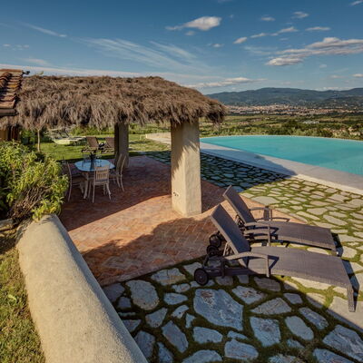 Villa Agazzi: Propiedad, Paisaje Natural, Bienes Raíces, Cielo, Inmuebles, Casa, Azur, Piscina, Casa, Edificio