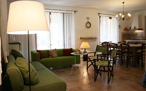 Casa Clementina: Habitación, Propiedad, Mueble, Diseño De Interiores, Sala, Edificio, Suelo, Casa, Mesa, Suite