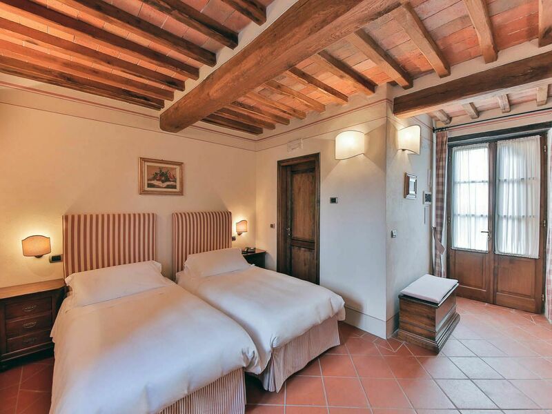 Alojamiento:&nbsp;Camera 4