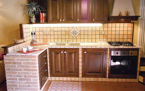 Casa Stefy: Mueble, Gabinetes, Mostrador, Habitación, Propiedad, Cocina, Suelo, Loseta, Diseño De Interiores, Lavabo