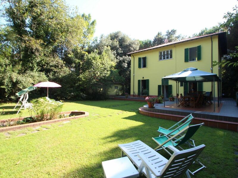 Holiday villa at the Sea in Tuscany