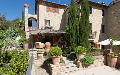 Villa Nova: Propiedad, Casa, Edificio, Bienes Raíces, Casa, Inmuebles, Arquitectura, Barrio Residencial, Jardín, Villa