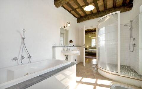 Teto: Propiedad, Habitación, Baño, Diseño De Interiores, Edificio, Casa, Techo, Arquitectura, Suelo, Inmuebles