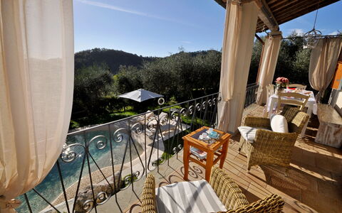 Casa Roberto: Mueble, Mueble Para Exteriores, Silla, Mesa, Recurso, Piscina, Mesa Al Aire Libre, Eco Hotel, Sombra, Balcón