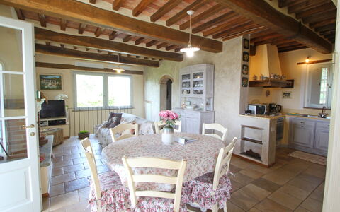 Casa Roberto: Mueble, Diseño De Interiores, Piso, Madera, Silla, Cocina, Suelo, Mesa, Cocina Y Comedor Mesa, Techo