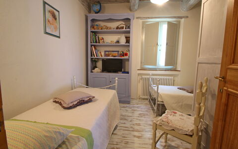 Casa Roberto: Mueble, Cama, Habitación, Diseño De Interiores, Madera, Suelo, Piso, Sábana, Lecho, Habitación