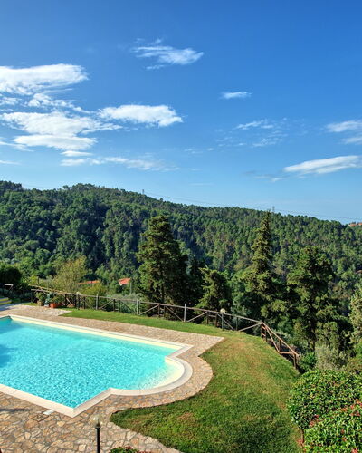 Il Gualdo: Propiedad, Piscina, Paisaje Natural, Reserva Natural, Bienes Raíces, Inmuebles, Casa, Agua, Vacaciones, Cielo