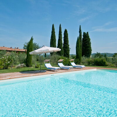 Villa Lorian: Piscina, Propiedad, Bienes Raíces, Casa, Villa, Edificio, Inmuebles, Vacaciones, Ocio, Recurso