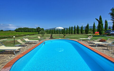 Casa Catia: Piscina, Propiedad, Ocio, Agua, Inmuebles, Bienes Raíces, Hierba, Recurso, Villa, Vacaciones