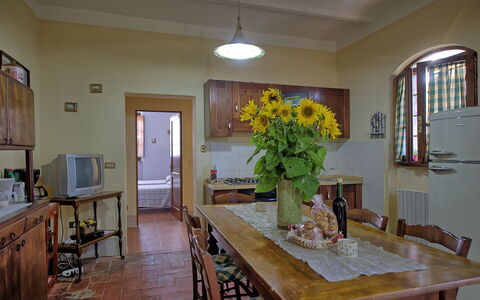 Casa Catia: Habitación, Propiedad, Comedor, Edificio, Mueble, Diseño De Interiores, Techo, Mesa, Suelo, Casa