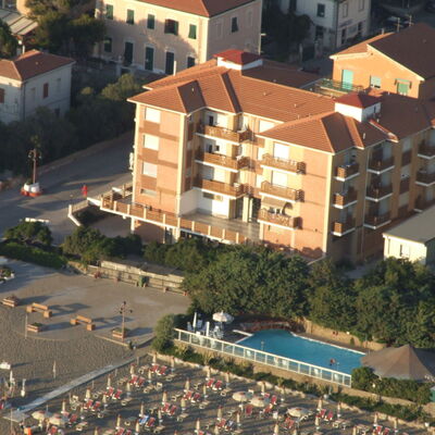 Marina Di Castagneto
