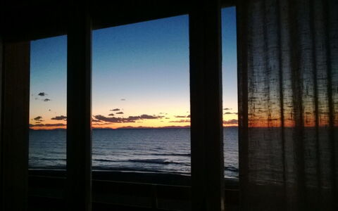 Appartamento - Le Finestre: Cielo, Horizonte, Agua, Amanecer, Puesta De Sol, Mar, Mañana, Resplandor Crepuscular, Oceano, Nube