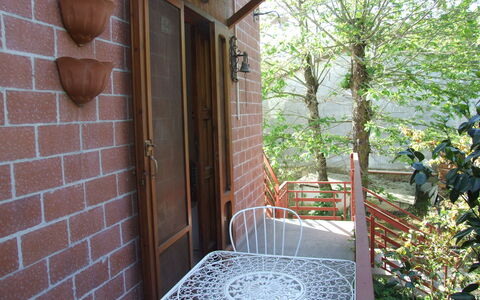 Villa Agrifogli: Propiedad, Casa, Habitación, Bienes Raíces, Edificio, Casa, Porche, Arquitectura, Patio Interior, Ventana